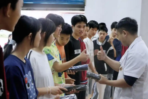 黔西市多方联动开展"康教结合"助残公益活动 中医温情护航特殊儿童成长
