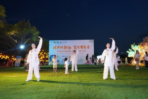 南宁青秀山+铁岭驻跸园双夜市同周开市，名医下沉景区广场成文旅新IP
